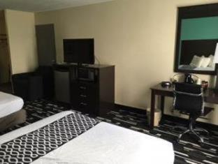 Days By Wyndham Bricktown Hotel 3*
